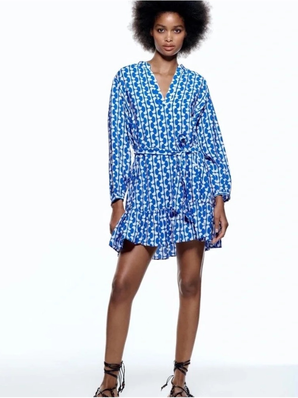 Zara Blue and White Geometric Dress Size XXL